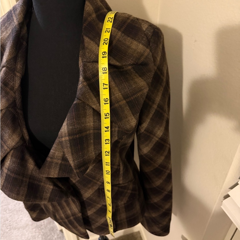 BCBGMaxAzria Tan and Brown Blazer - Picture 9 of 11